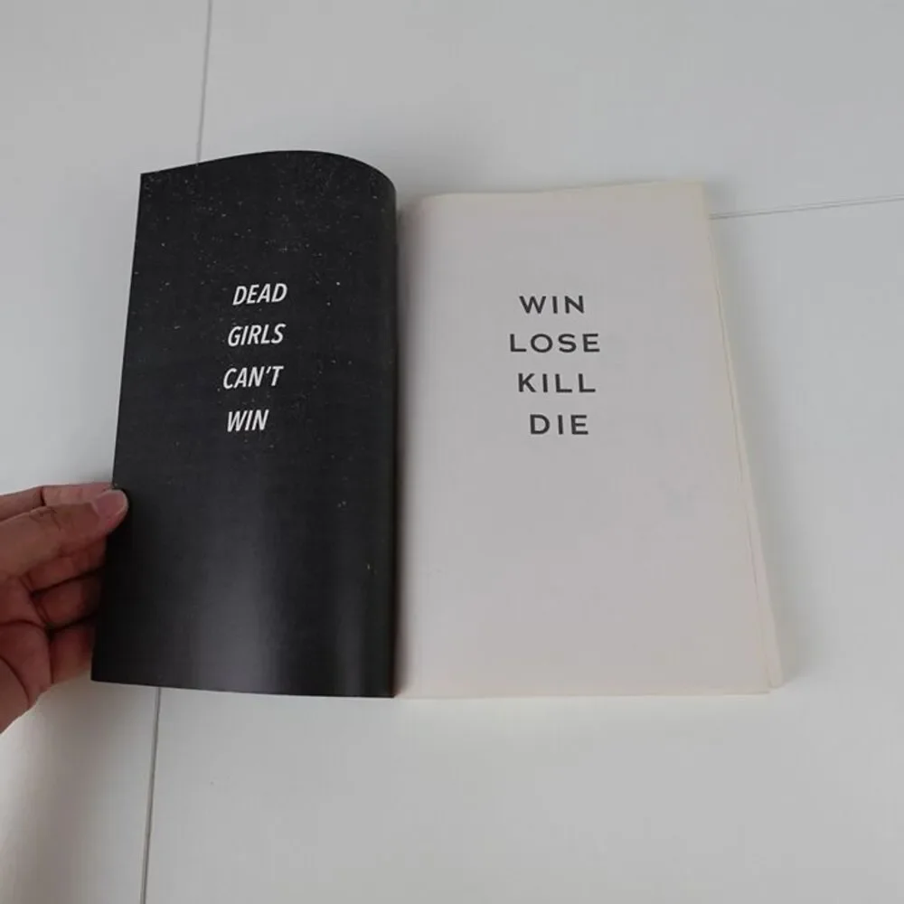 Win Lose Kill Die by Cynthia Murphy Paperback Book Teen & Young Adult Thriller